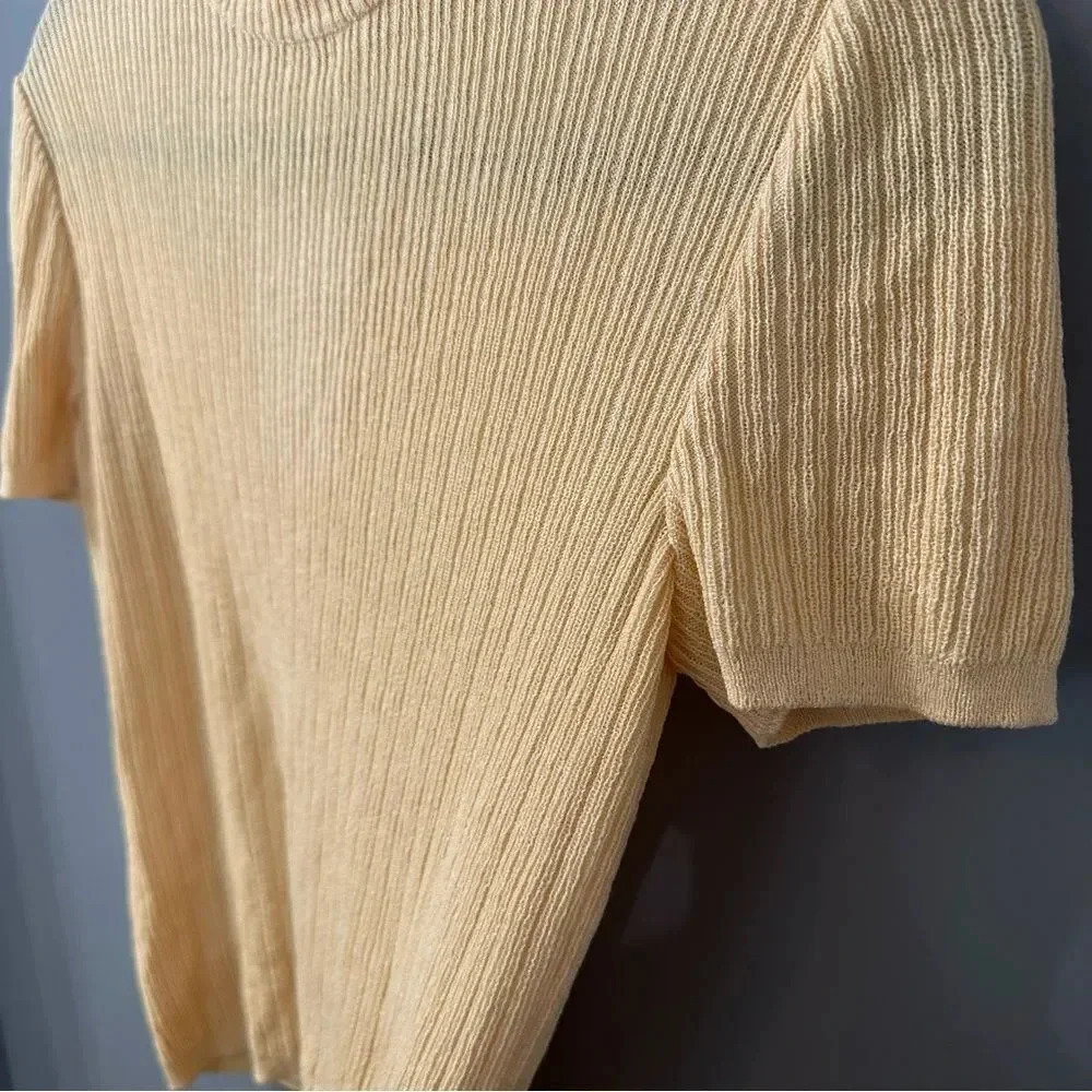 St. John Collection Shirt Yellow Ribbed Shirt Mock Neck Short Sleeve Size Medium - Picture 3 of 6